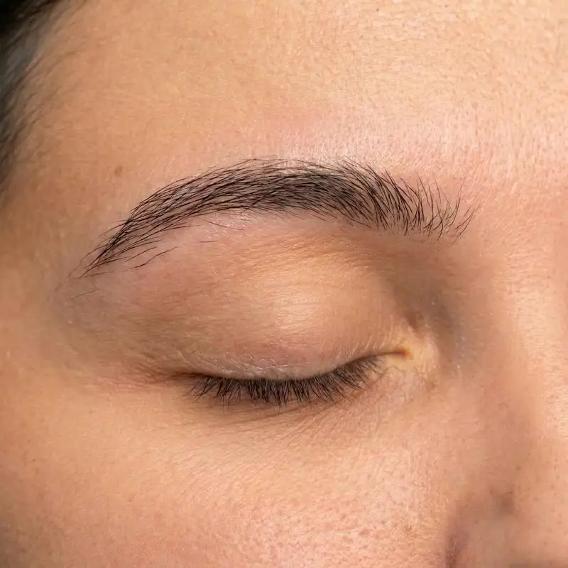 Оформяне и почистване на вежди София_преди_S&S Deluxe Signature Beauty